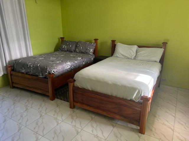 Oneworld Guesthouse & Events Centre 아크라 외부 사진